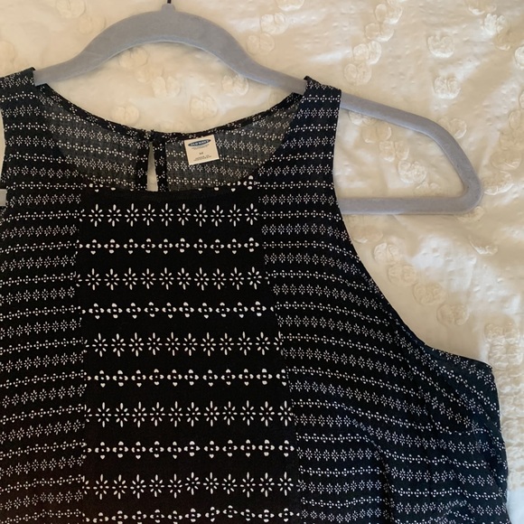 womens black patterned tank top - Picture 4 of 5